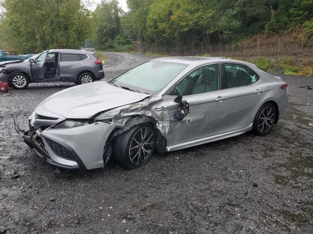  TOYOTA CAMRY 2021 Серебристый