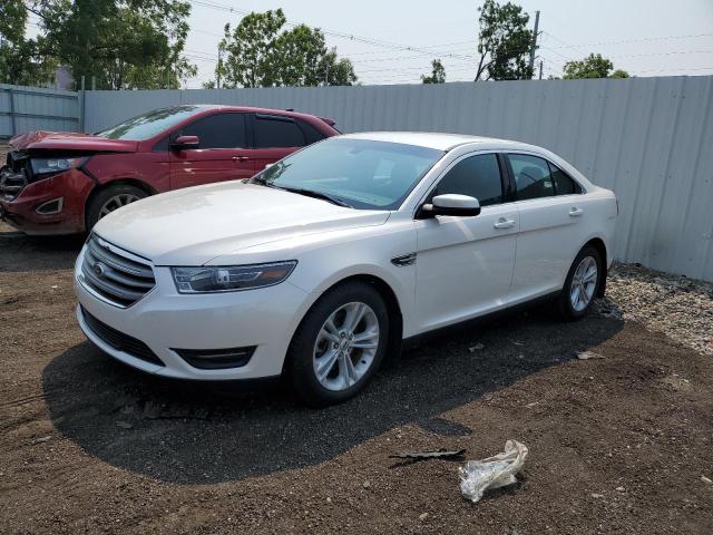  FORD TAURUS 2017 Белы
