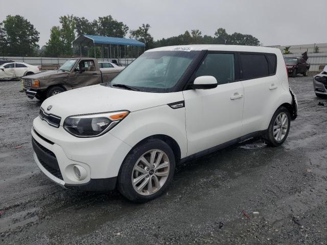  KIA SOUL 2018 Белы