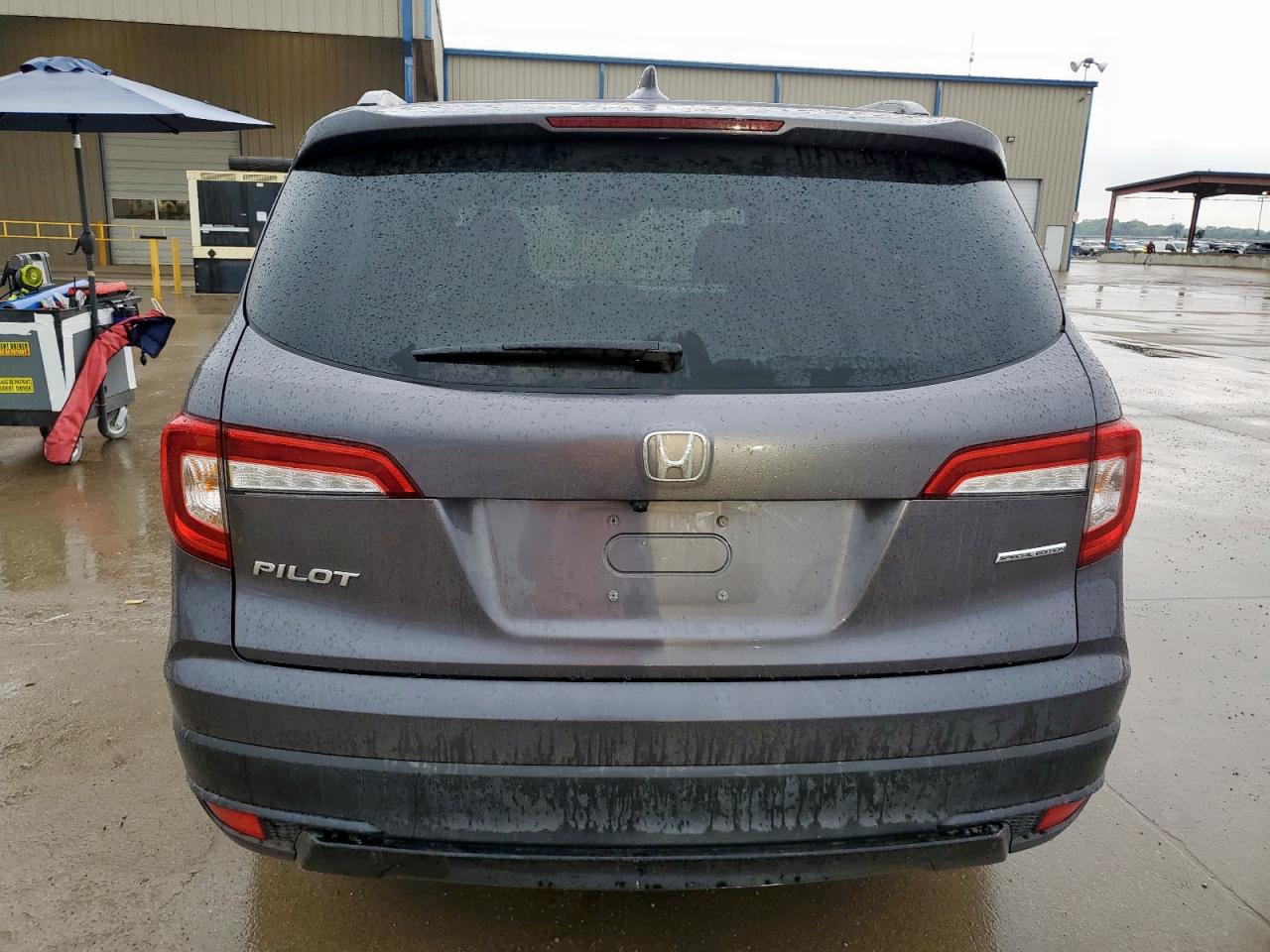 2022 Honda Pilot Se VIN: 5FNYF5H26NB011999 Lot: 68348925