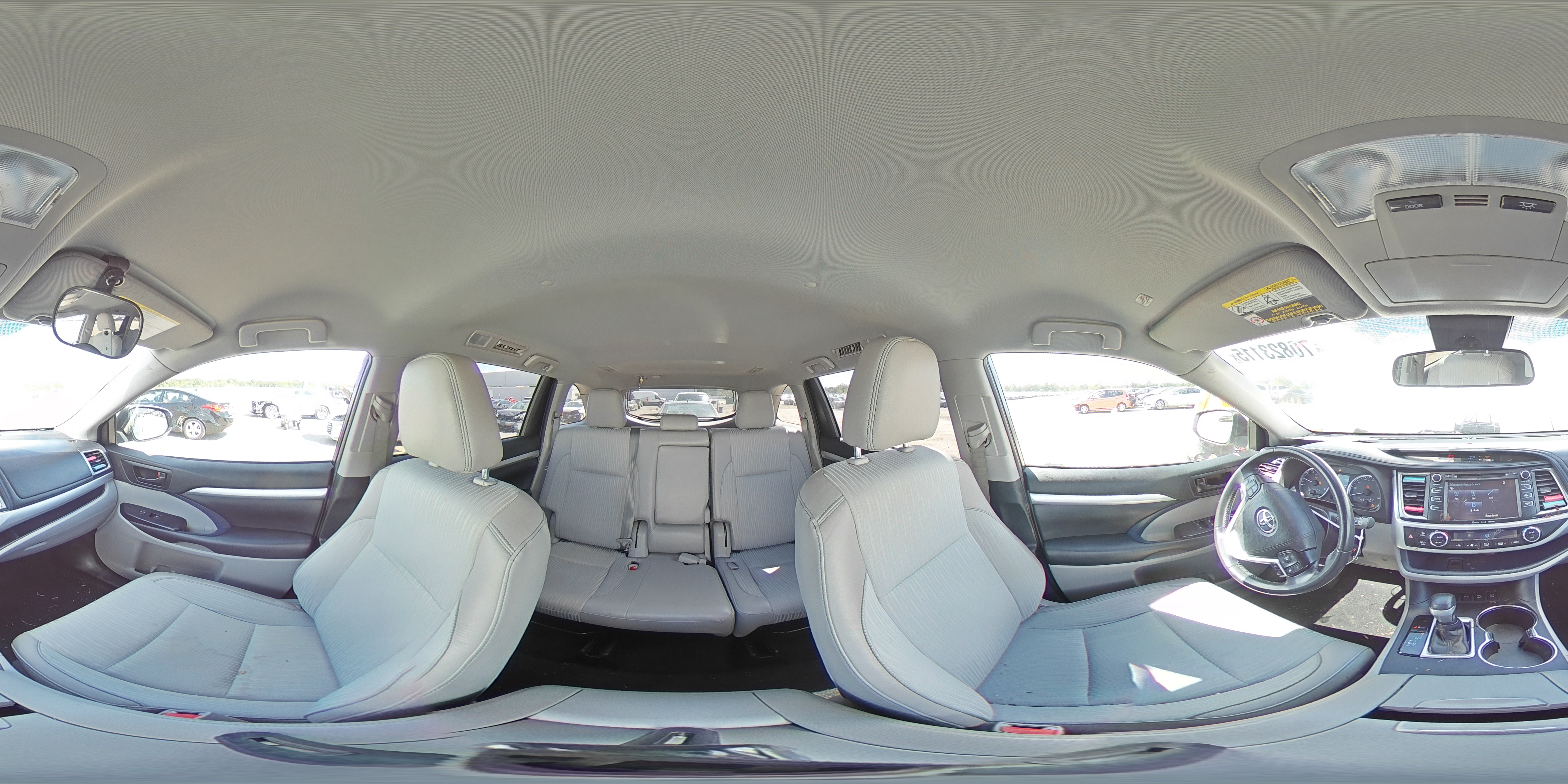 2019 Toyota Highlander Le VIN: 5TDBZRFH6KS933336 Lot: 70823115