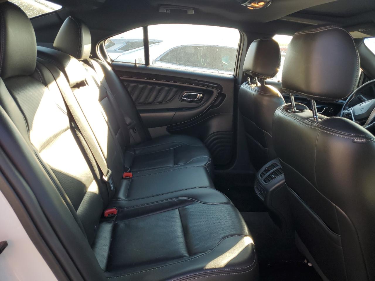 2016 Ford Taurus Limited VIN: 1FAHP2J88GG123700 Lot: 70468635