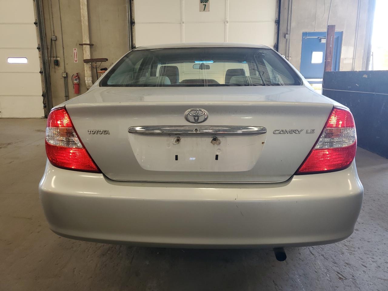 2004 Toyota Camry Le VIN: 4T1BE32K44U272023 Lot: 70470445