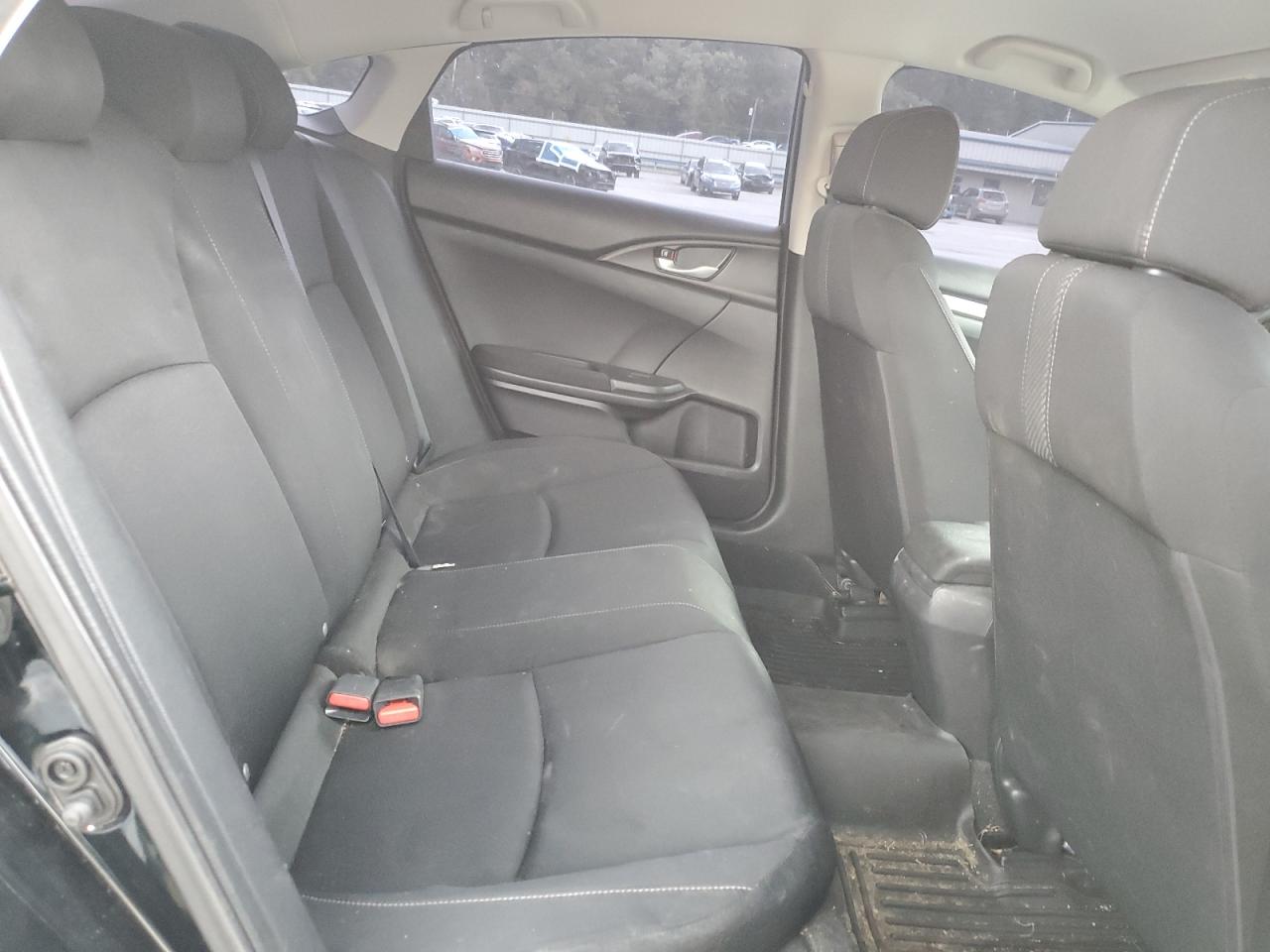 2018 Honda Civic Lx VIN: 19XFC2E56JE021879 Lot: 70518365