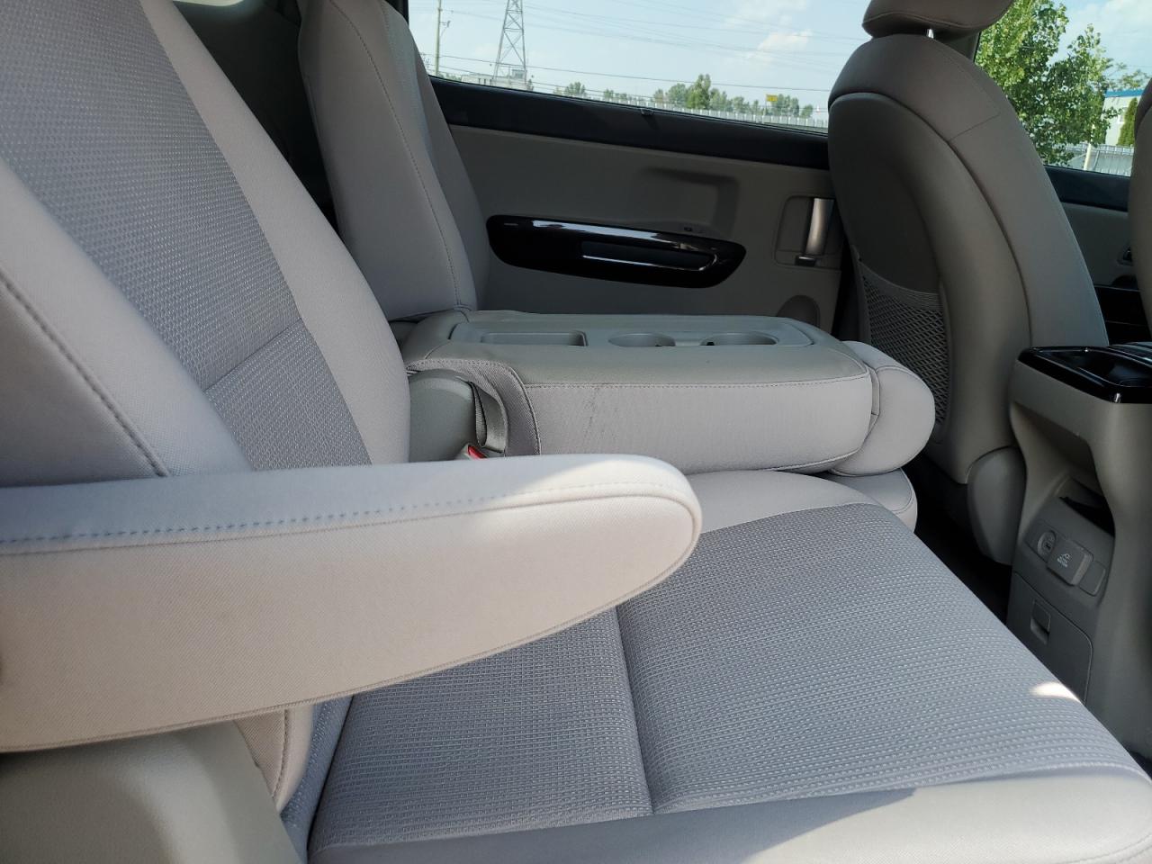 2019 Kia Sedona Ex VIN: KNDMC5C19K6476967 Lot: 65655125