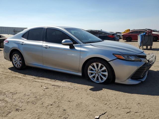  TOYOTA CAMRY 2019 Серебристый