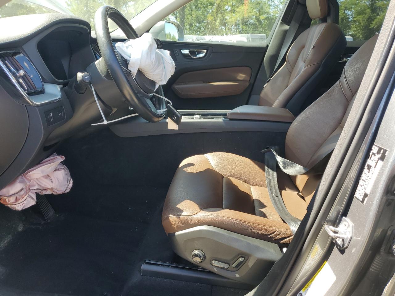 2018 Volvo Xc60 T6 Momentum VIN: YV4A22RK6J1032202 Lot: 70463735