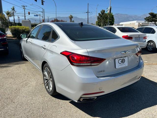 Sedans HYUNDAI GENESIS 2016 Srebrny