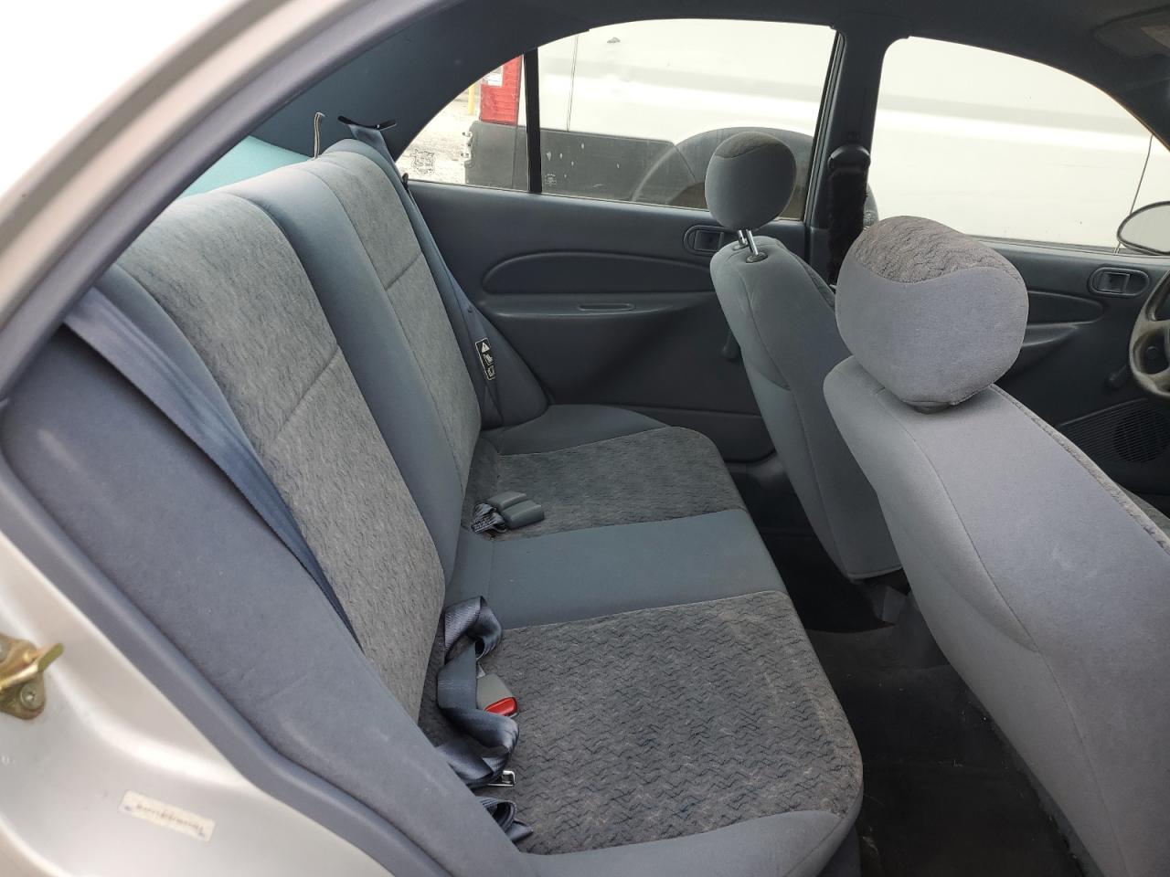 1999 Ford Escort Se VIN: 1FAFP13P2XW243813 Lot: 67861695