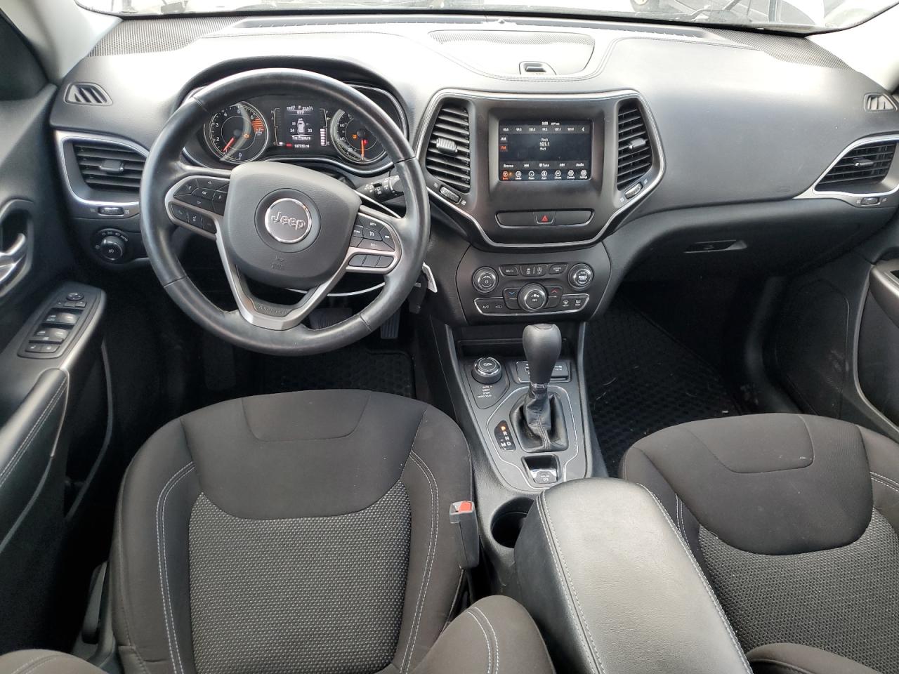 2019 Jeep Cherokee Latitude VIN: 1C4PJMCB3KD254409 Lot: 69569405