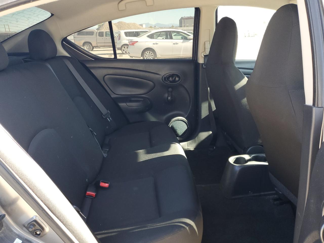 2017 Nissan Versa S VIN: 3N1CN7APXHL821076 Lot: 66227805