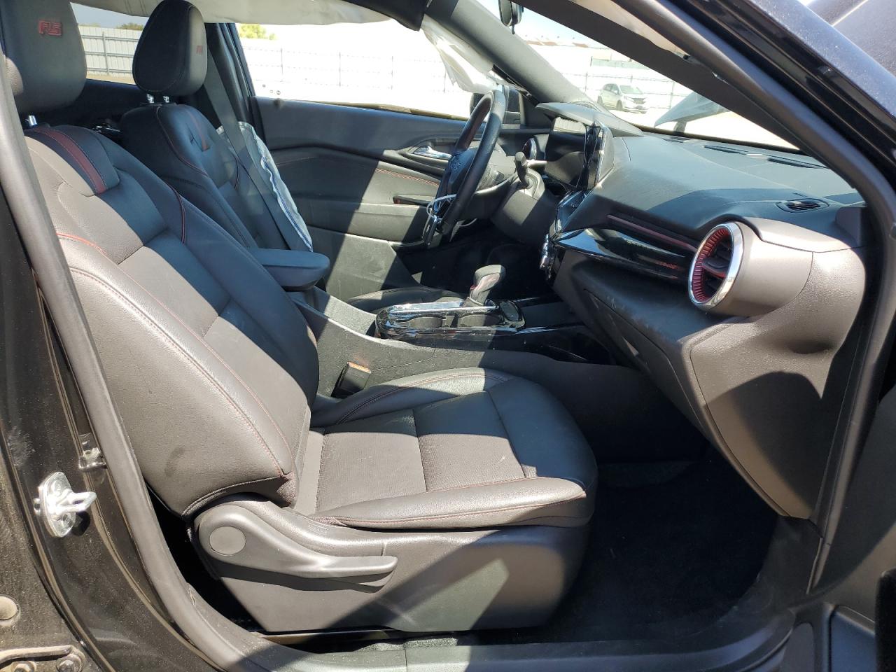 2024 Chevrolet Trax 2Rs VIN: KL77LJE21RC153520 Lot: 70948645