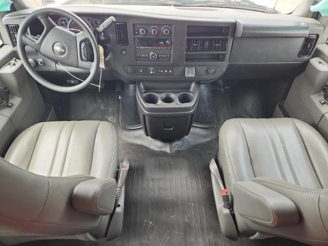  CHEVROLET EXPRESS 2024 Silver
