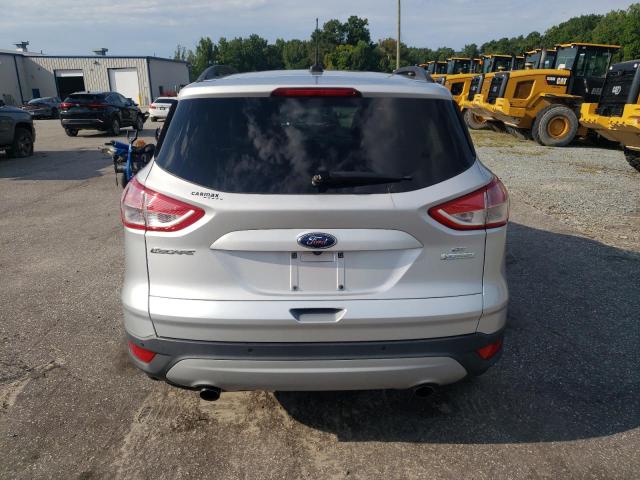 Паркетники FORD ESCAPE 2016 Серебристый