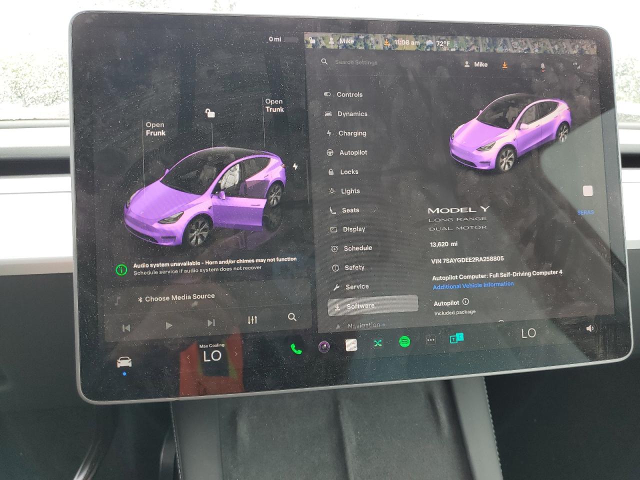 2024 Tesla Model Y VIN: 7SAYGDEE2RA258805 Lot: 69405855