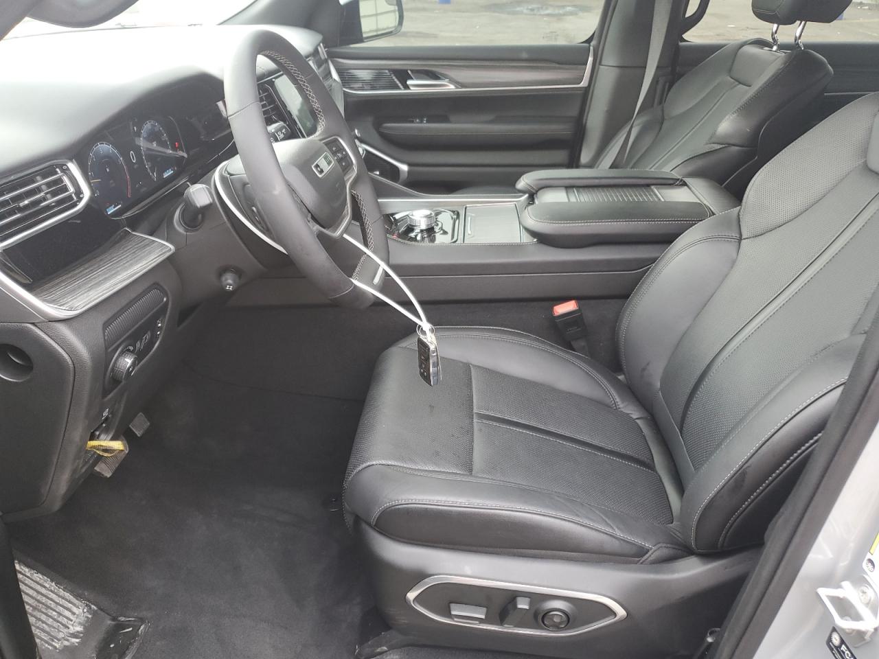 2024 Jeep Wagoneer Series Ii VIN: 1C4SJVBP0RS117558 Lot: 67935775