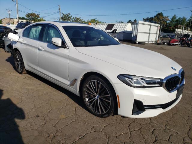  BMW 5 SERIES 2022 Белы