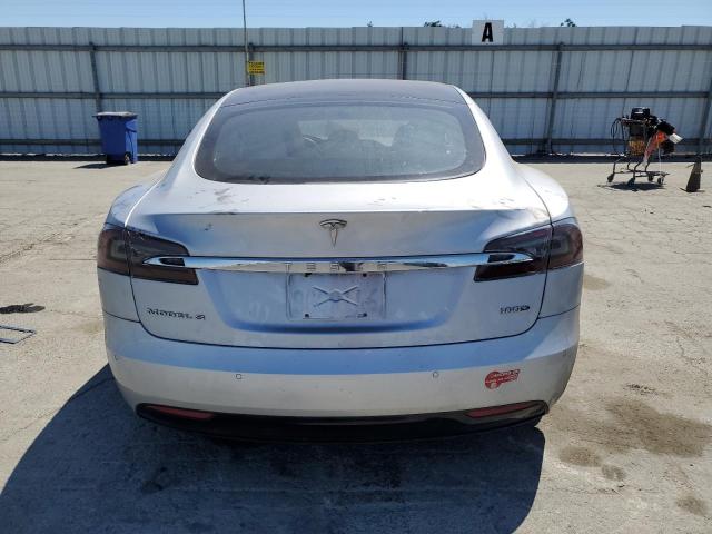  TESLA MODEL S 2018 Srebrny