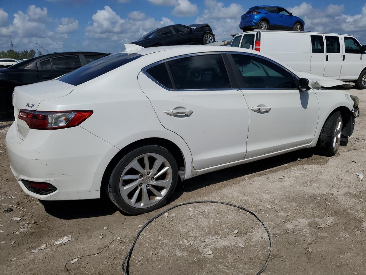 car-image car-image