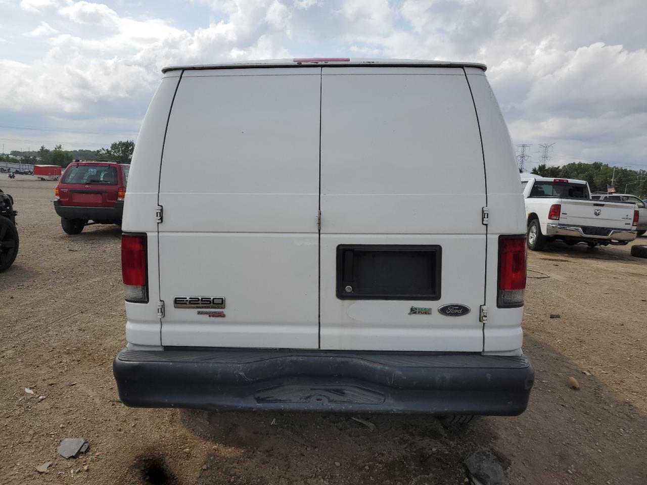 2014 Ford Econoline E250 Van VIN: 1FTNE2EW2EDB05719 Lot: 67614365