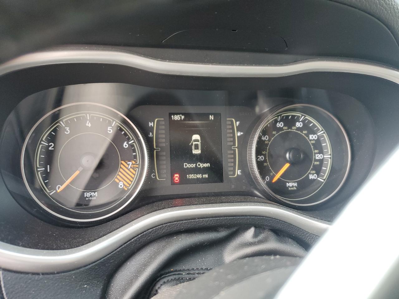 2015 Jeep Cherokee Latitude VIN: 1C4PJLCSXFW532193 Lot: 70767025