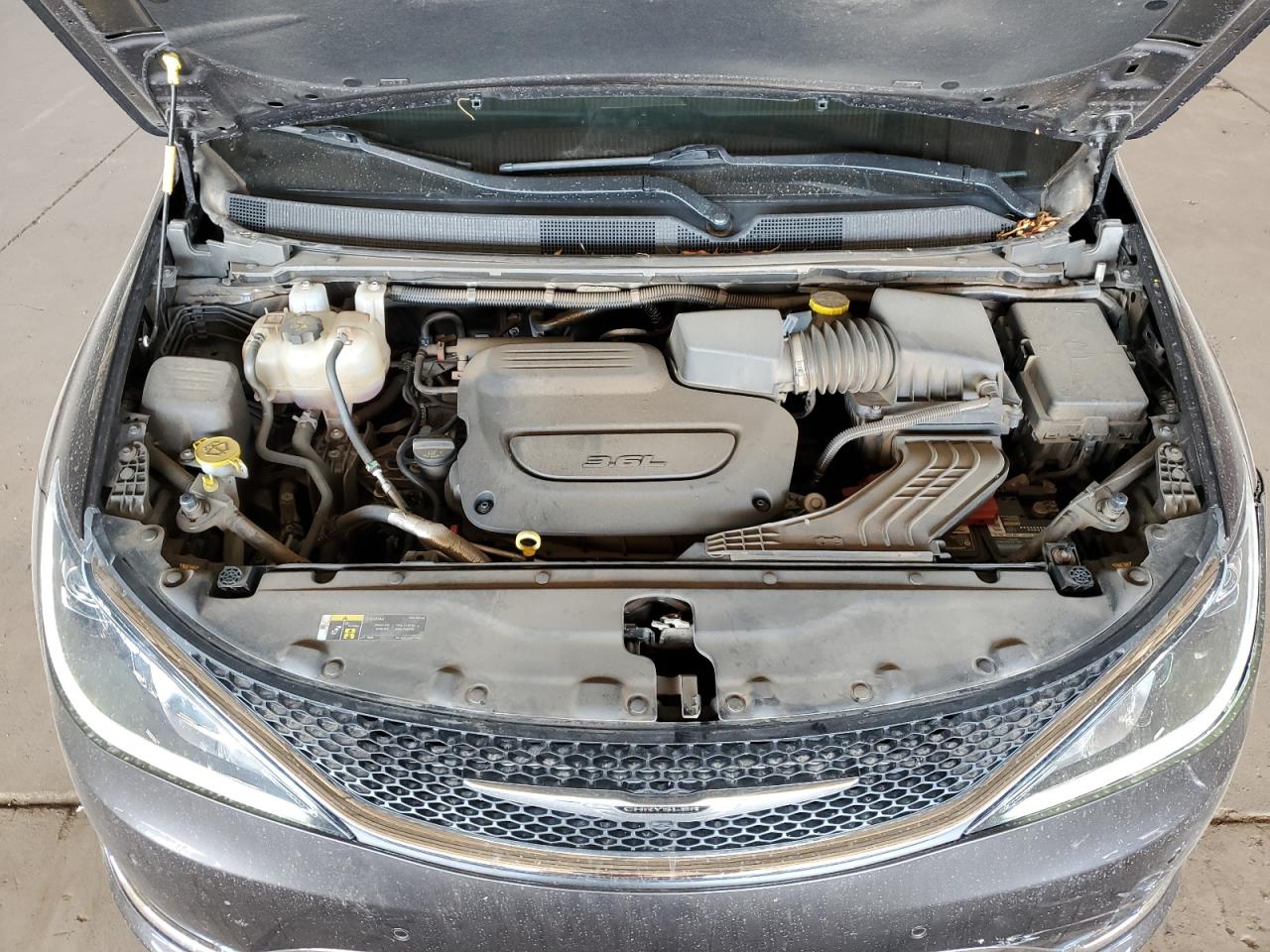 2020 Chrysler Pacifica Limited VIN: 2C4RC1GG7LR108696 Lot: 69701505