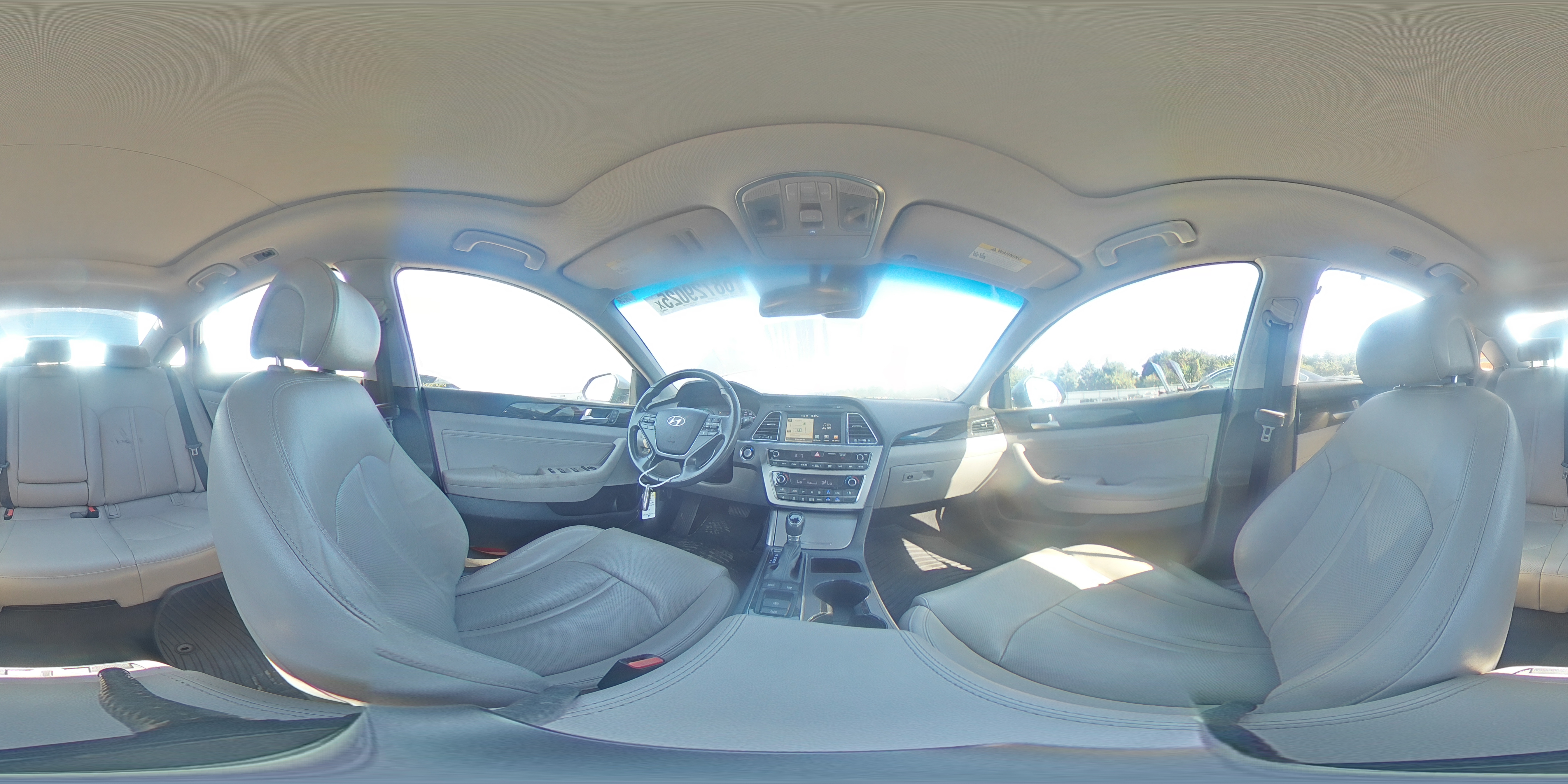 2016 Hyundai Sonata Hybrid VIN: KMHE34L18GA026581 Lot: 68729025