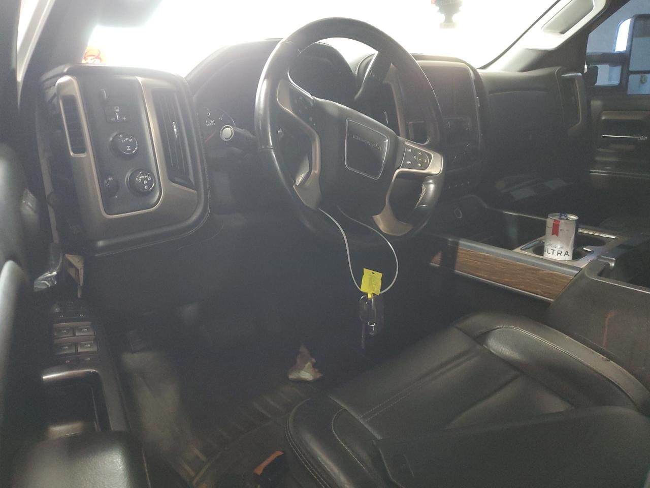 2017 GMC Sierra K2500 Denali VIN: 1GT12UEY7HF150409 Lot: 70551405