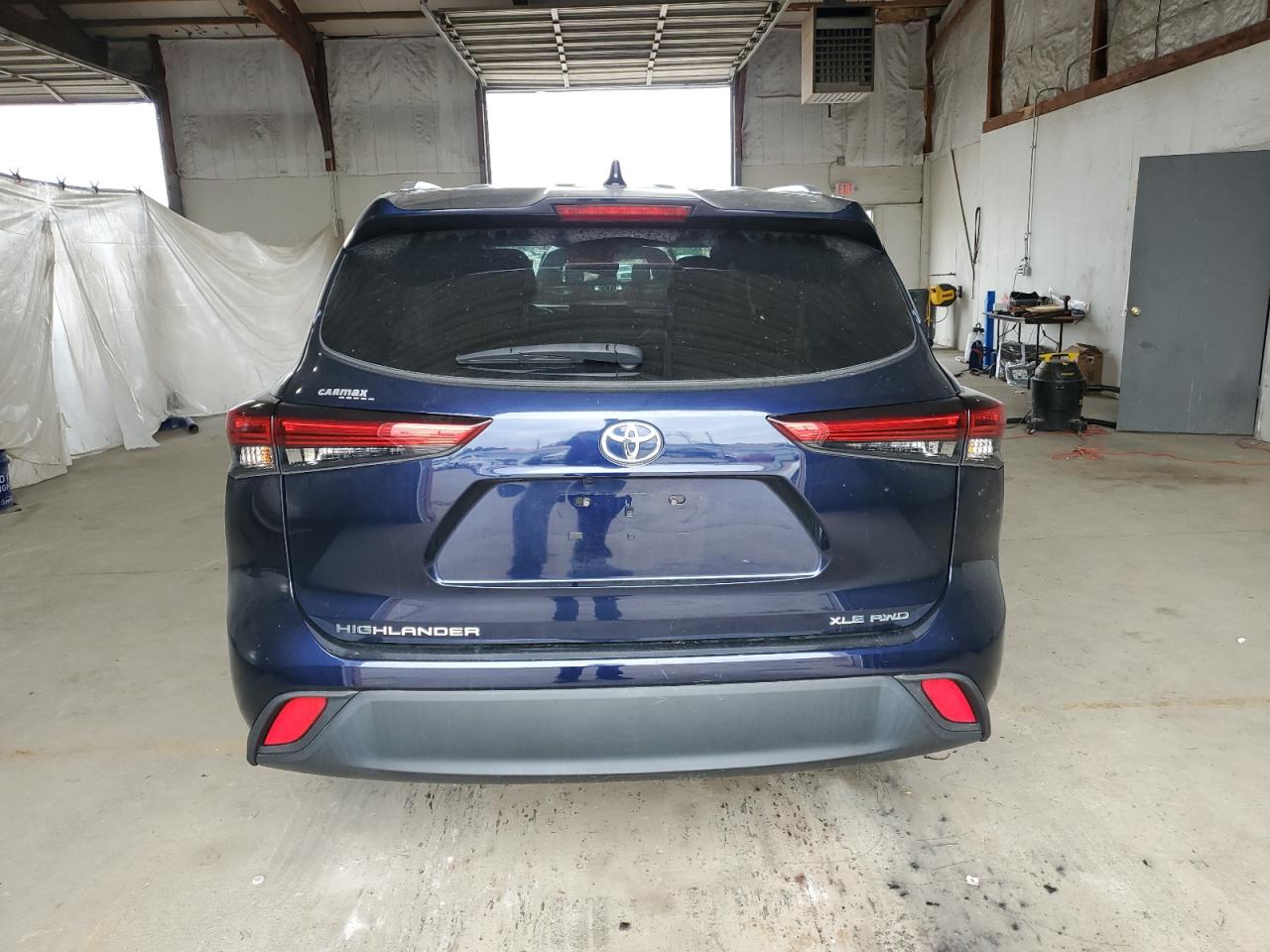 2022 Toyota Highlander Xle VIN: 5TDGZRBH9NS222326 Lot: 69520445