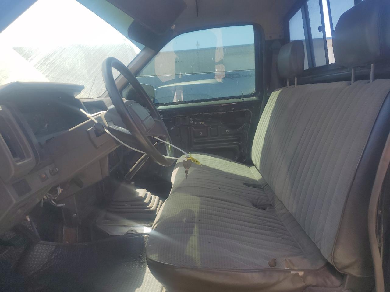 1990 Nissan D21 Short Bed VIN: 1N6SD11S5LC350520 Lot: 61065885