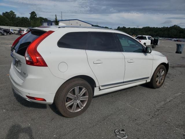  VOLVO XC60 2017 Белы