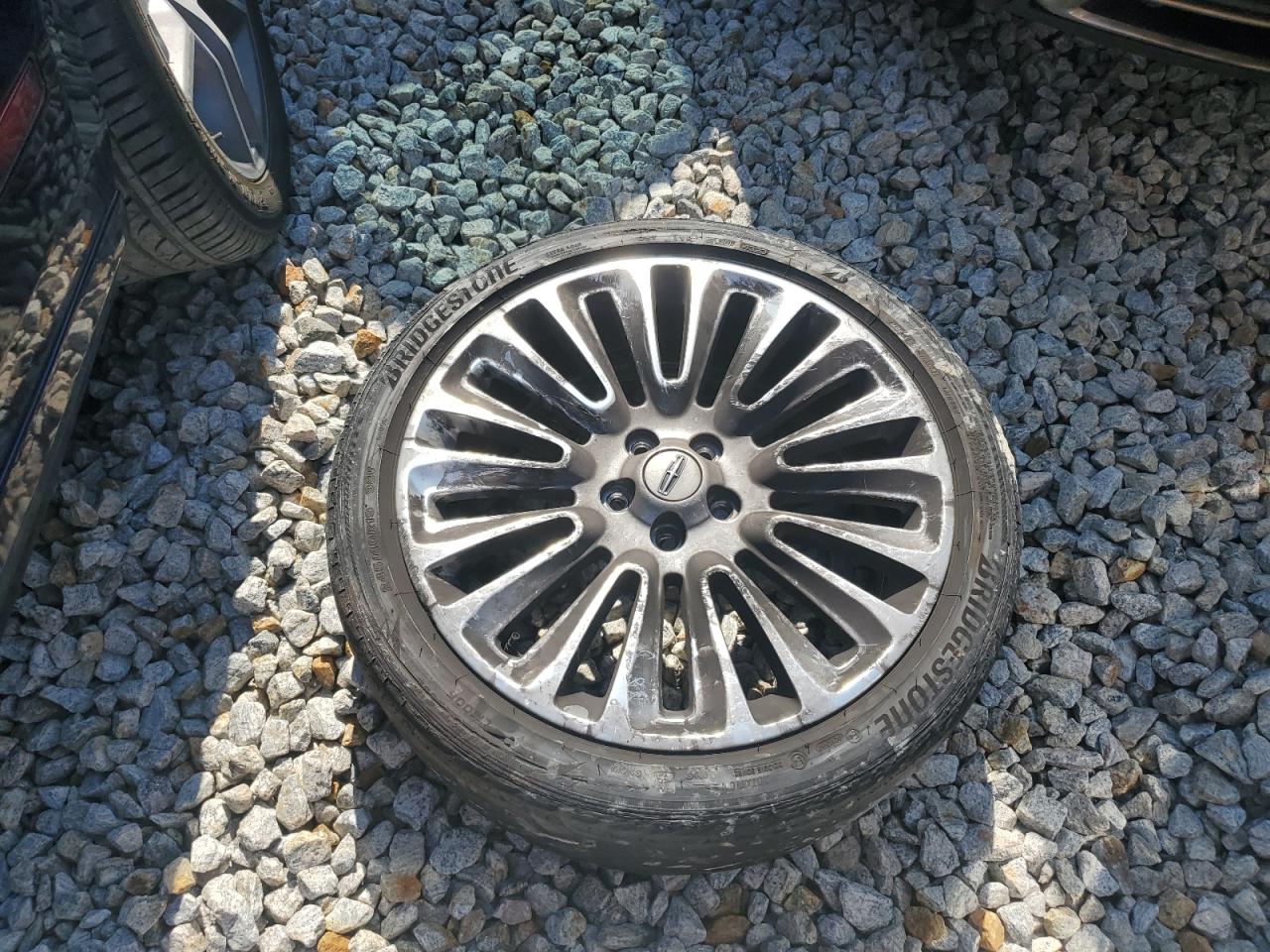 2013 Lincoln Mkz VIN: 3LN6L2GK7DR825085 Lot: 69040825