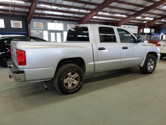 2006 DODGE DAKOTA QUAD SLT  