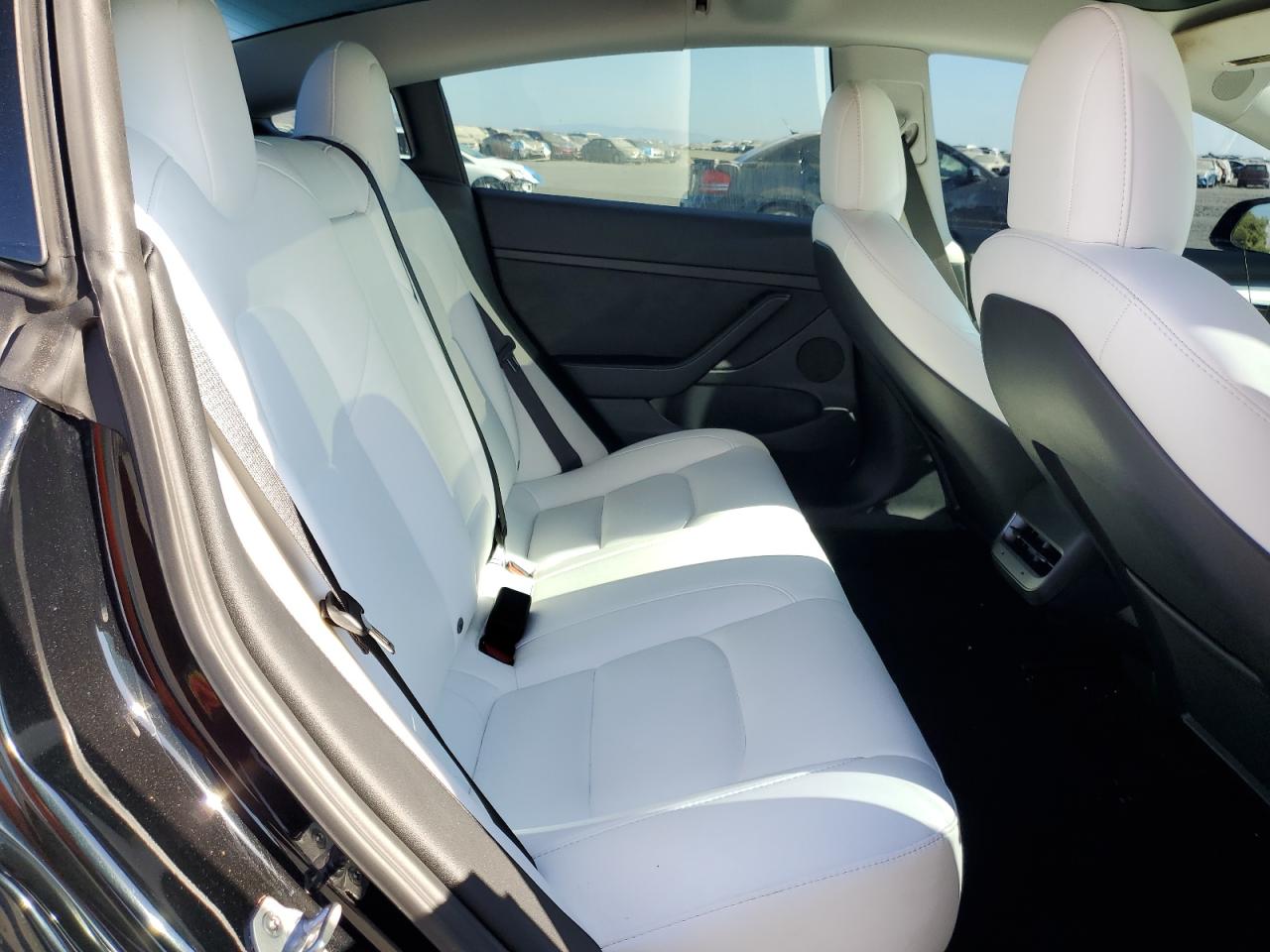 2022 Tesla Model 3 VIN: 5YJ3E1EB5NF354961 Lot: 70673235