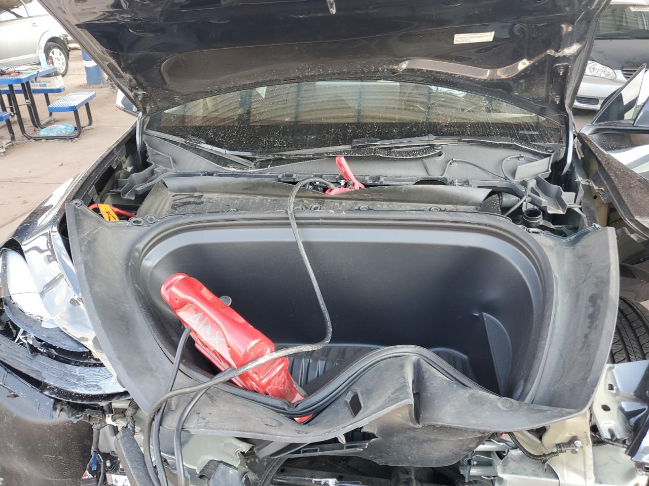 2025 Tesla Model Y VIN: 7SAYGDED4SF228706 Lot: 70390995