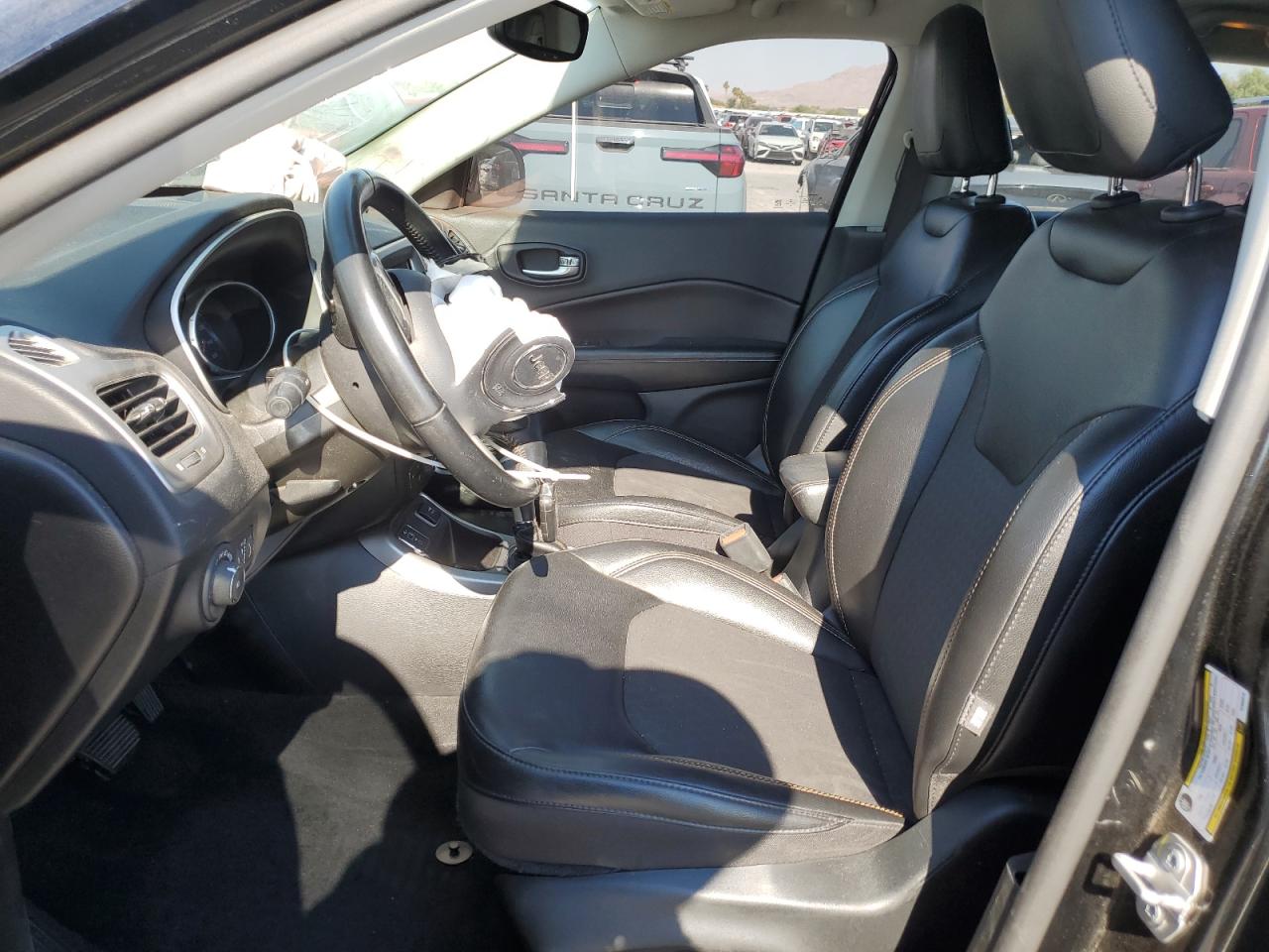 2019 Jeep Compass Latitude VIN: 3C4NJCBB1KT855315 Lot: 68302155