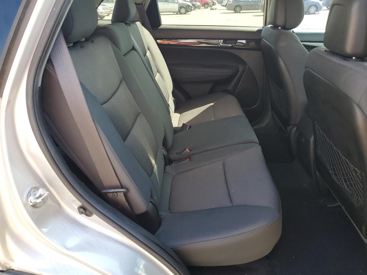 2012 Kia Sorento Base VIN: 5XYKT3A13CG296011 Lot: 70439785