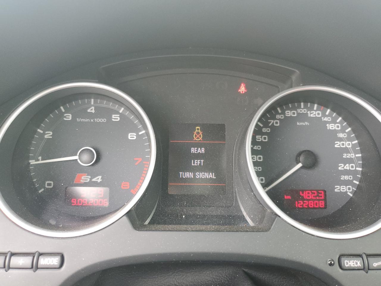 2007 Audi S4 Quattro Cabriolet VIN: WUARL48H27K901016 Lot: 67889725