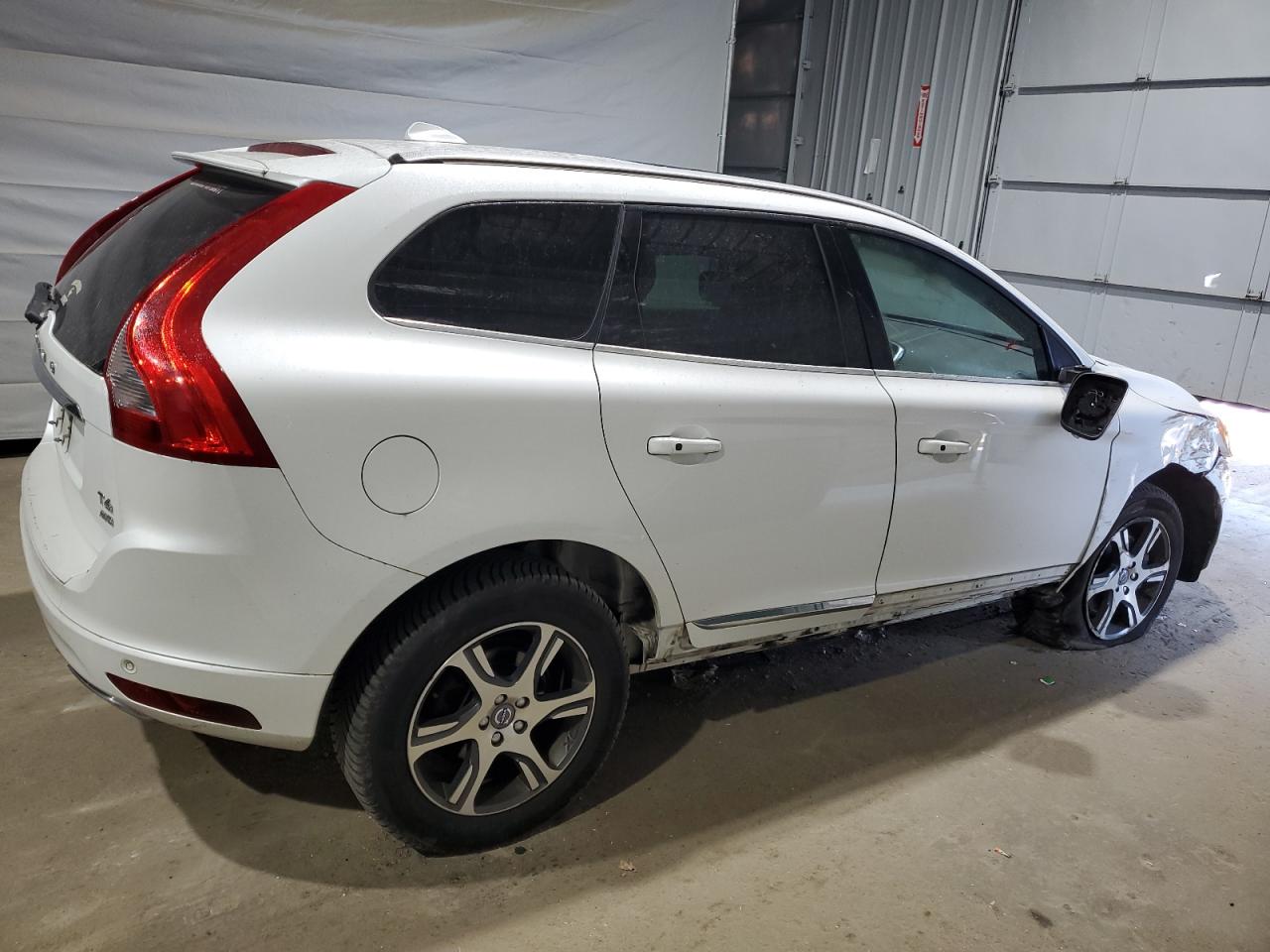 YV4902RKXF2727499 VOLVO XC60 2015 WHITE Photo 3