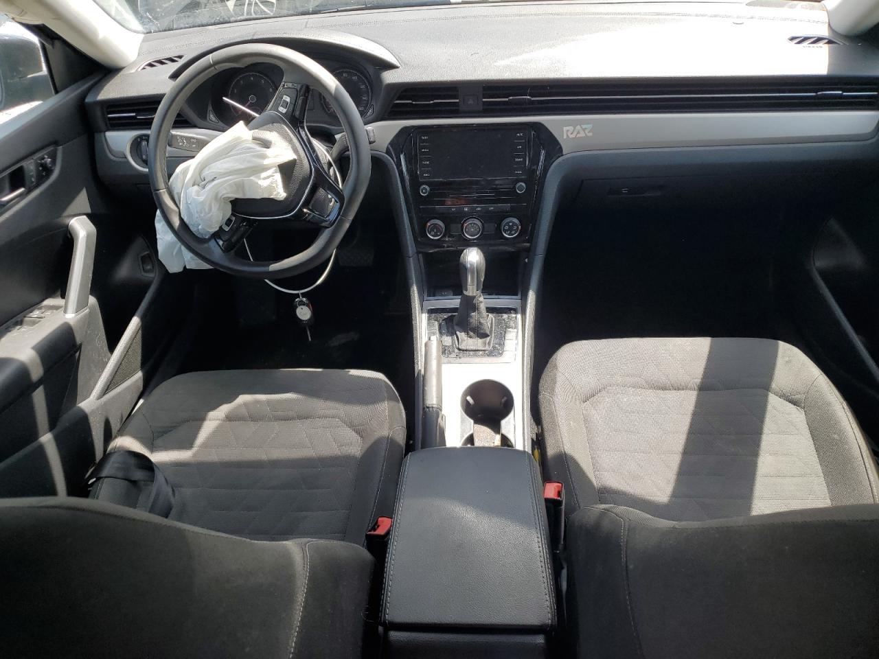 2021 Volkswagen Passat S VIN: 1VWAA7A38MC001174 Lot: 70487915