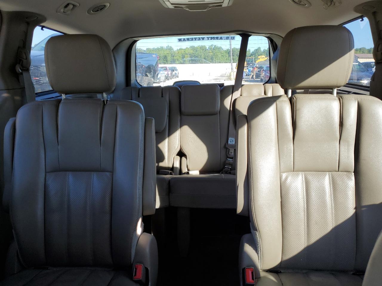 2013 Chrysler Town & Country Touring L VIN: 2C4RC1CG9DR747847 Lot: 70156005