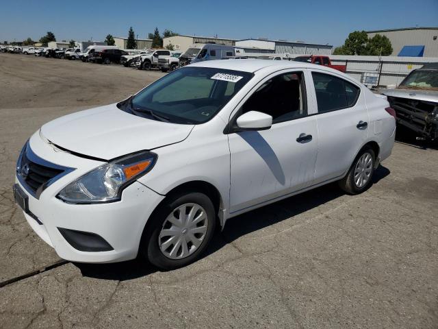 NISSAN VERSA 2018 Білий