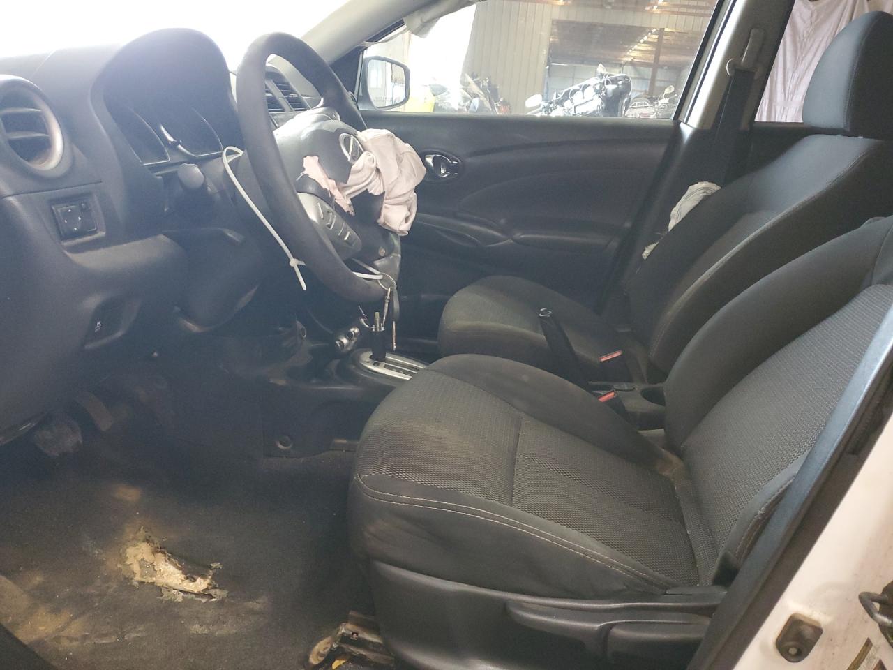 2017 Nissan Versa S VIN: 3N1CN7AP6HL818952 Lot: 70309715