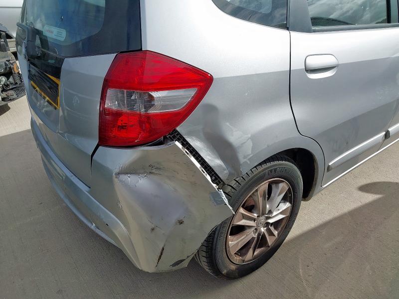 2013 HONDA JAZZ ES