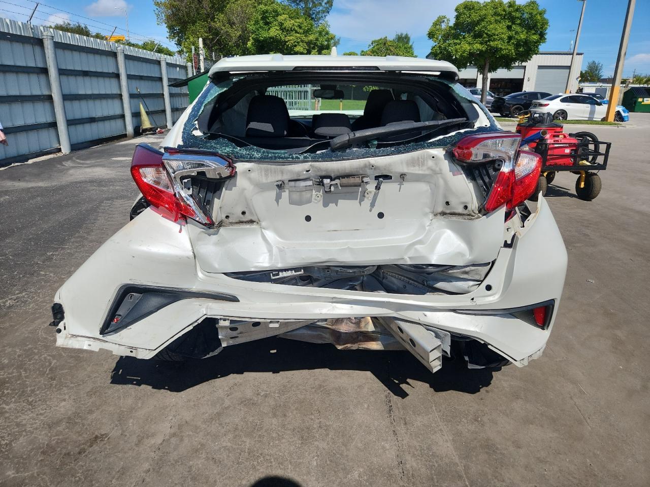 2019 Toyota C-Hr Xle VIN: NMTKHMBX0KR095001 Lot: 67865785