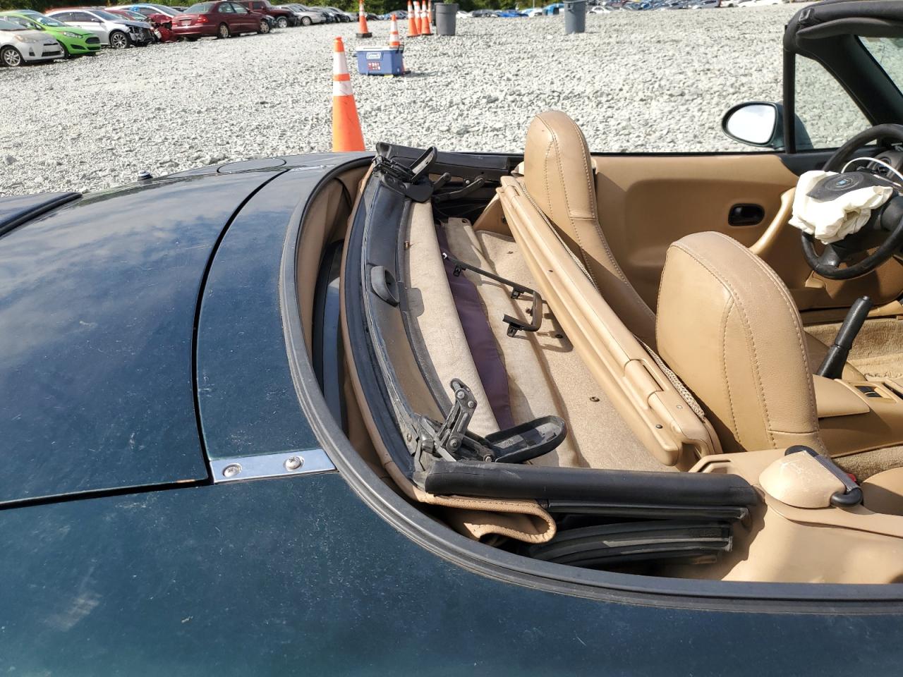 1999 Mazda Uk VIN: JM1NB3532X0121885 Lot: 70370705