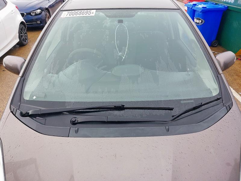 2013 HONDA JAZZ ES