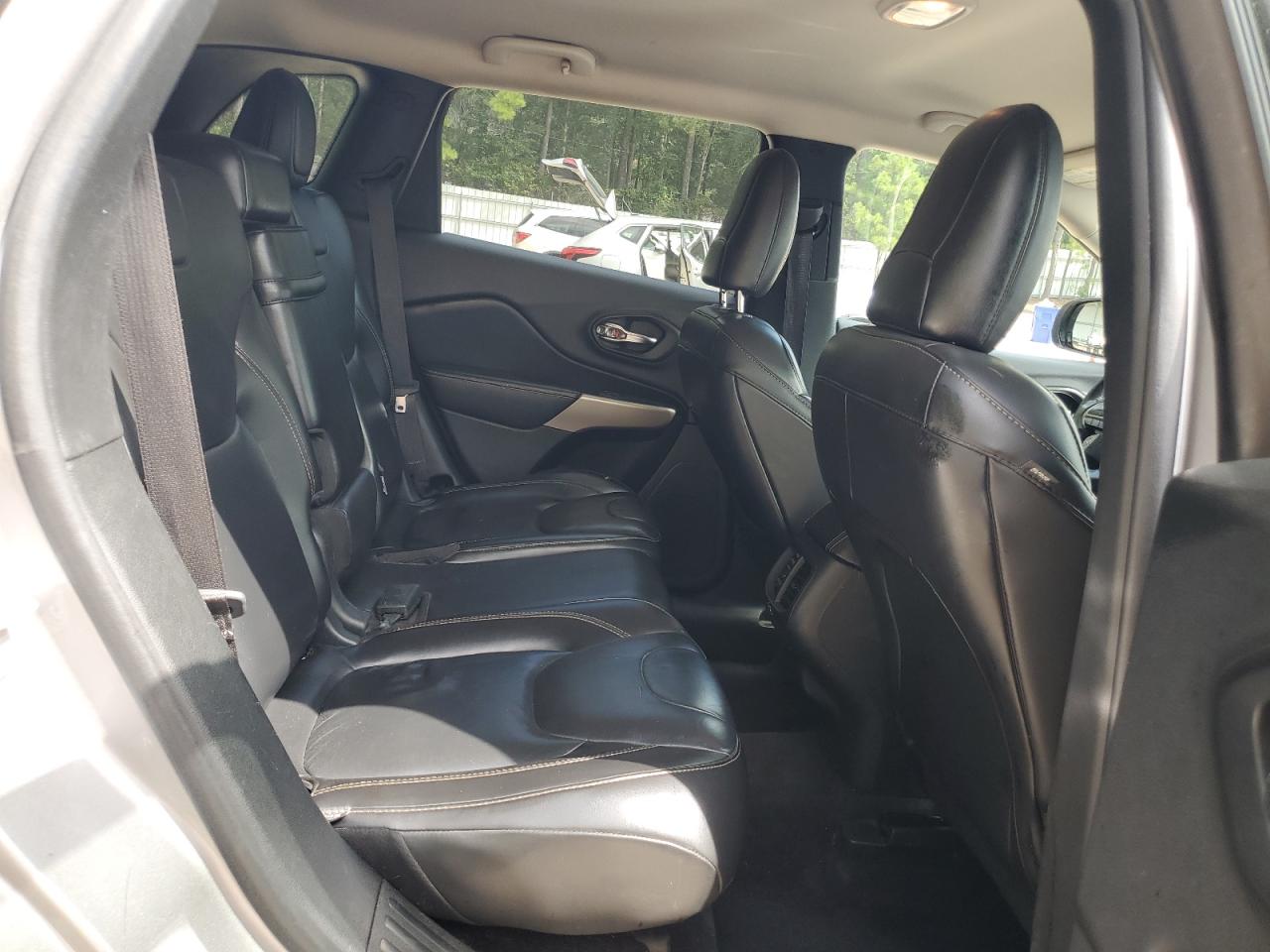 2018 Jeep Cherokee Limited VIN: 1C4PJLDB2JD568057 Lot: 70022485