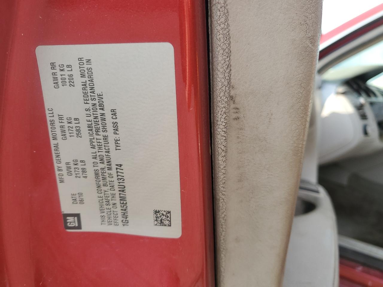 1G4HA5EM7AU137774 BUICK LUCERNE 2010 RED Photo 12