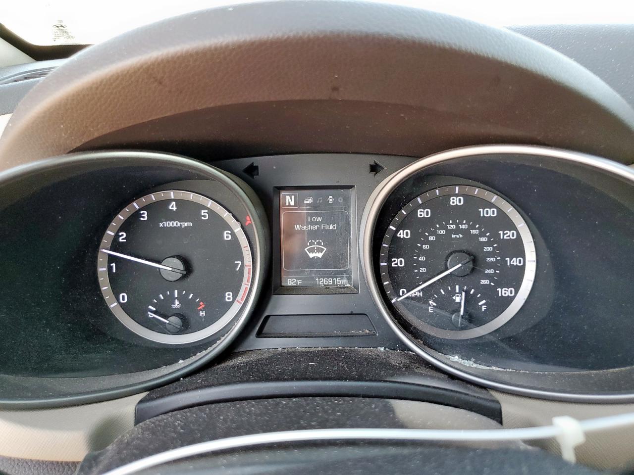 2017 Hyundai Santa Fe Se VIN: KM8SM4HFXHU175515 Lot: 69811345